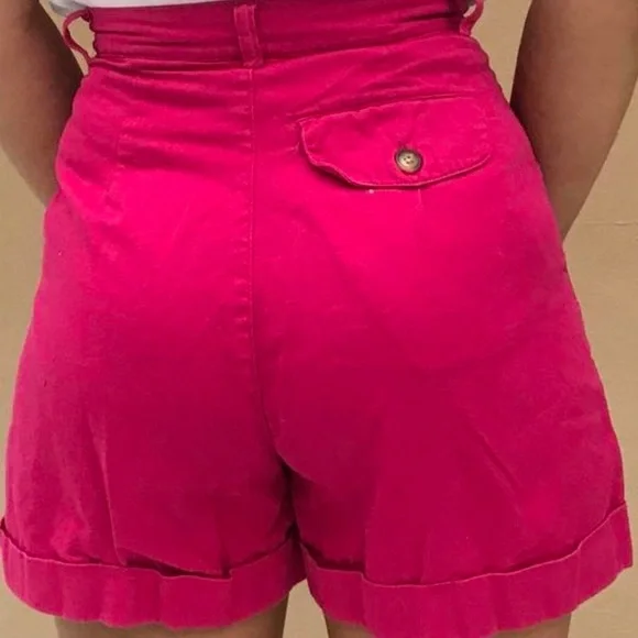 RARE vtg Minnie Mouse shorts - Picture 3 of 3